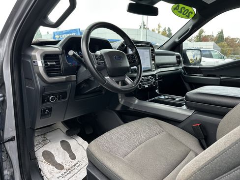 Used 2024 Ford F150 XLT w/ Mobile Office Package image 9