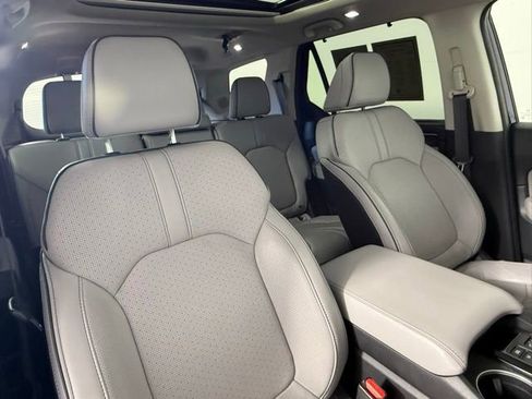 Used 2024 Honda Pilot Elite image 51