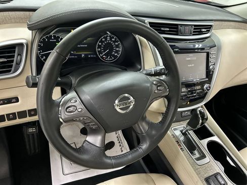 Used 2021 Nissan Murano SV w/ SV Special Edition Package FWD image 4