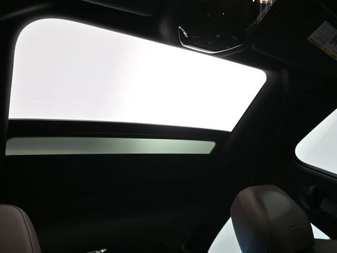Certified 2025 BMW 530i xDrive AWD/4WD image 26