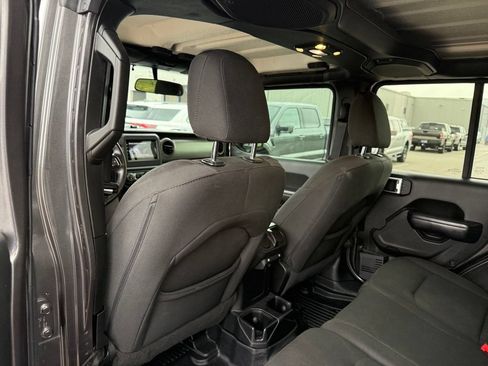 Used 2019 Jeep Wrangler Unlimited Sport S AWD/4WD image 8