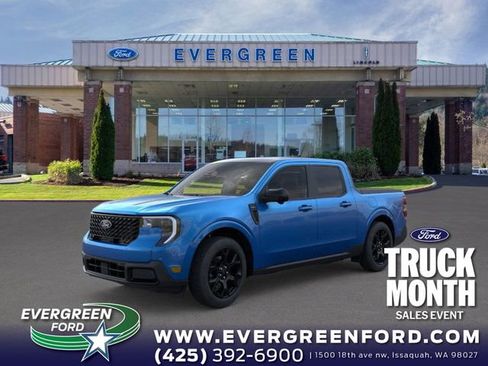 New 2025 Ford Maverick Lariat w/ Black Appearance Package image 1