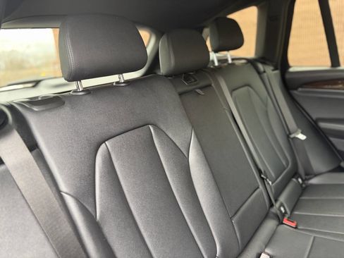 Used 2018 BMW X3 xDrive30i AWD/4WD image 18