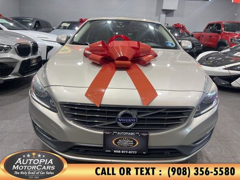 Used 2018 Volvo S60 T5 Inscription image 7