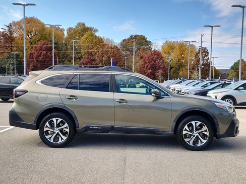 Used 2020 Subaru Outback Limited image 2