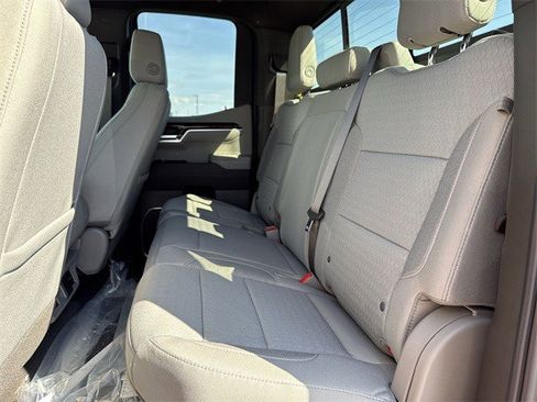 New 2026 GMC Sierra 1500 SLE w/ Preferred Package image 22