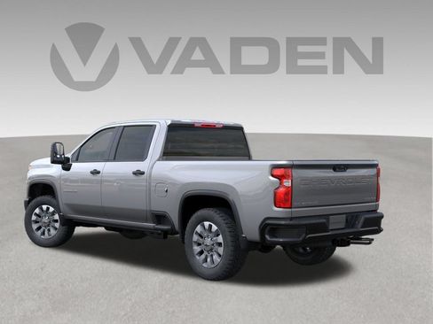 Used 2024 Chevrolet Silverado 2500 Custom w/ Custom Value Package AWD/4WD image 3