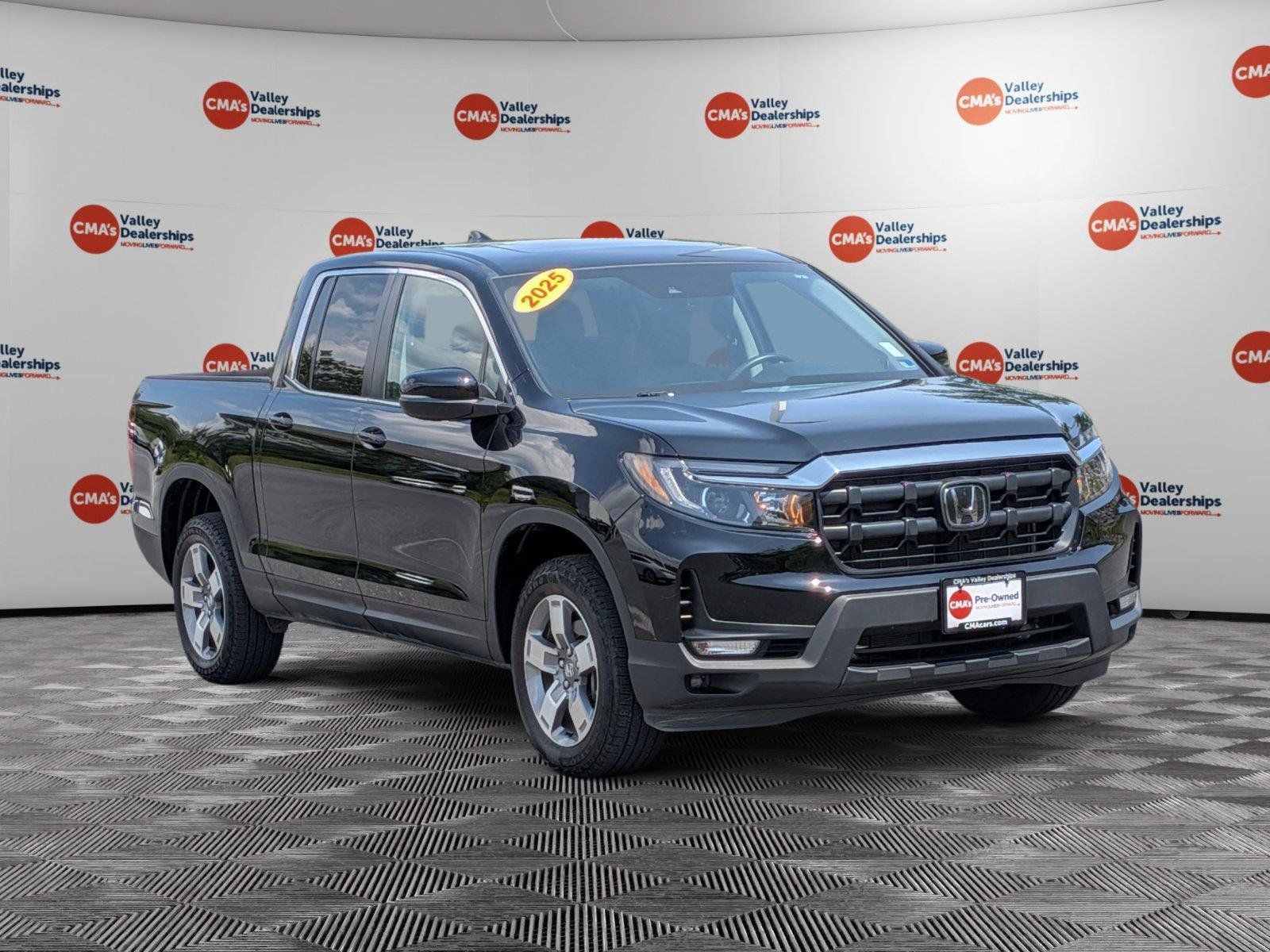 Used 2025 Honda Ridgeline RTL image 3