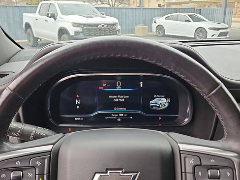 Used 2022 Chevrolet Tahoe Z71 w/ Z71 Off-Road Package image 12