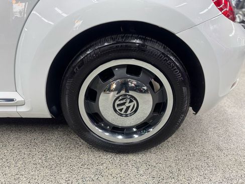 Used 2016 Volkswagen Beetle 1.8T Denim image 32