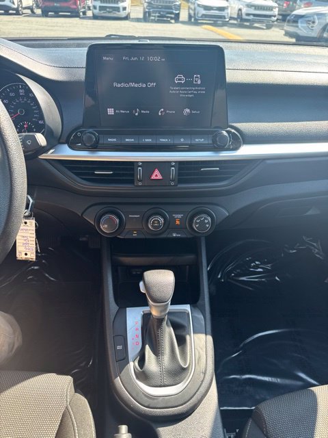 Used 2024 Kia Forte LXS FWD image 16