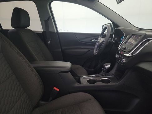 Used 2021 Chevrolet Equinox LT FWD image 21