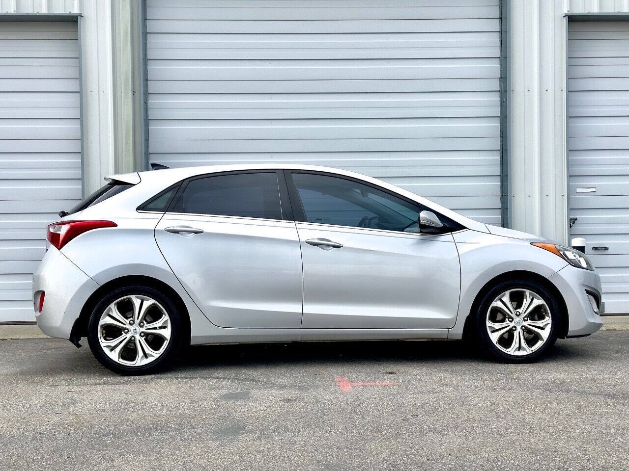 Used 2013 Hyundai Elantra GT w/ Style Pkg FWD image 4
