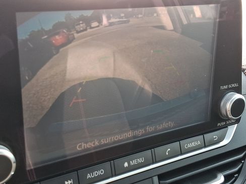 Used 2021 Nissan Altima 2.5 SR AWD/4WD image 17