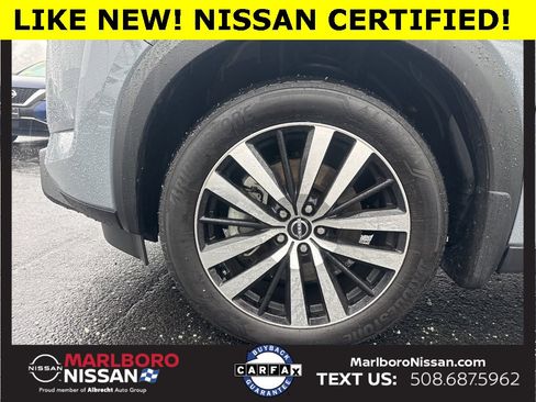 Certified 2025 Nissan Pathfinder Platinum w/ Cargo Package image 11