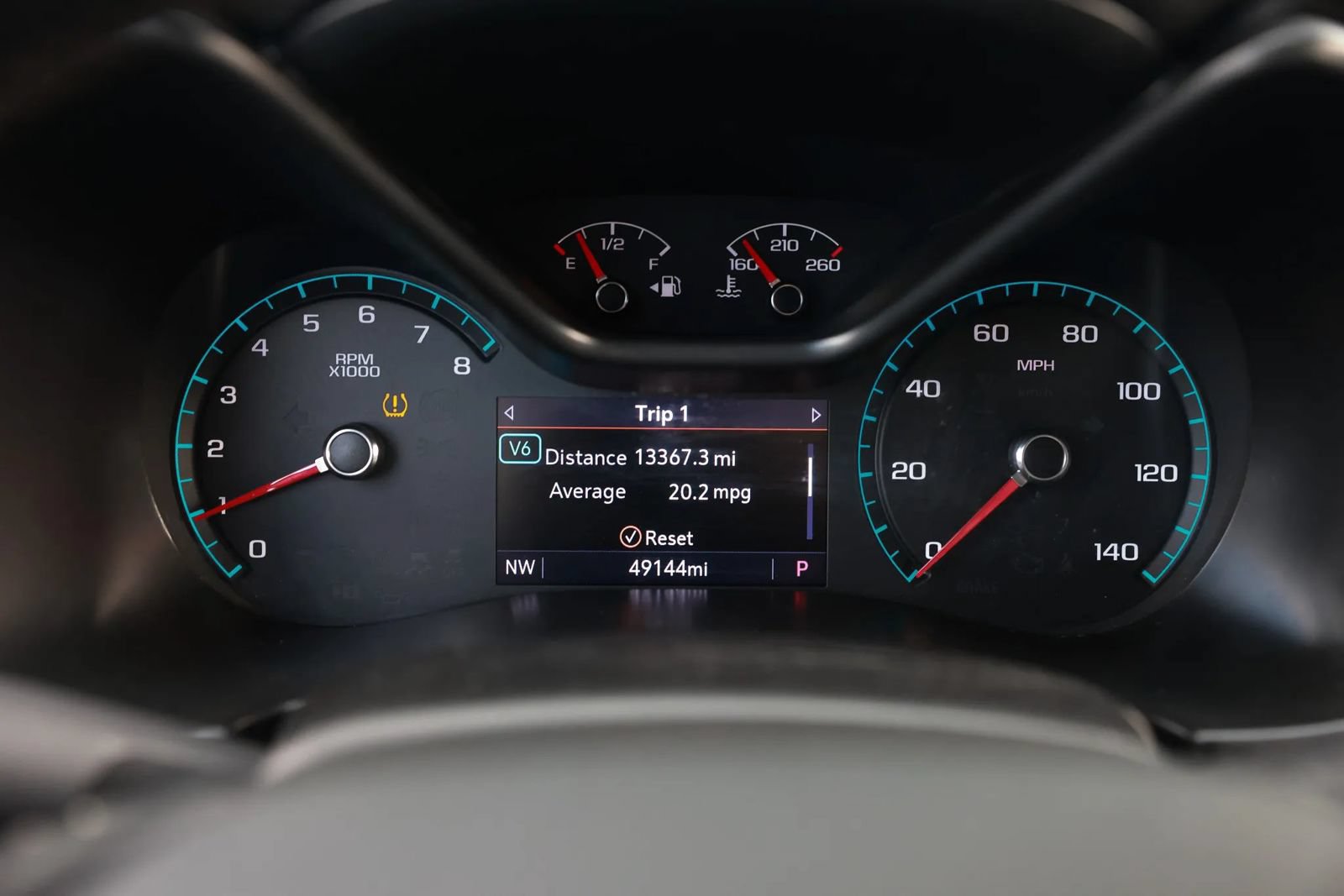 Used 2020 Chevrolet Colorado LT w/ Colorado RST Special Edition RWD image 30
