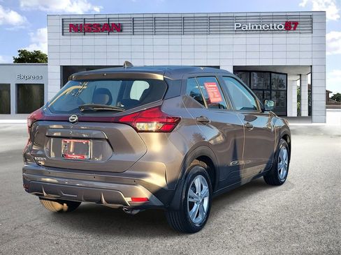 Certified 2022 Nissan Kicks S image 6
