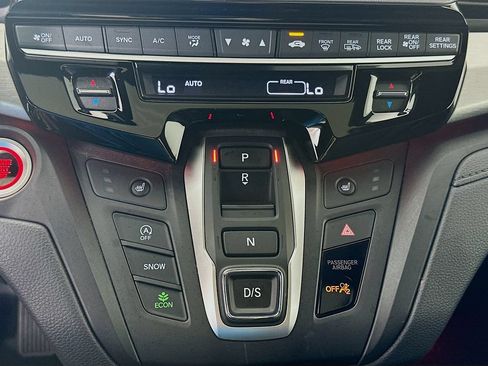 Used 2025 Honda Odyssey Sport-L image 15