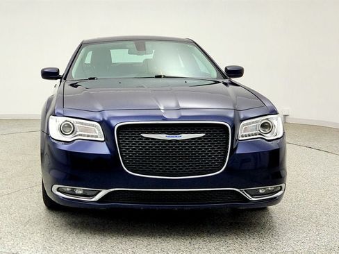 Used 2017 Chrysler 300 Limited w/ Value Package AWD/4WD image 2