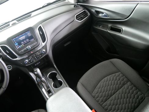 Used 2021 Chevrolet Equinox LT image 11