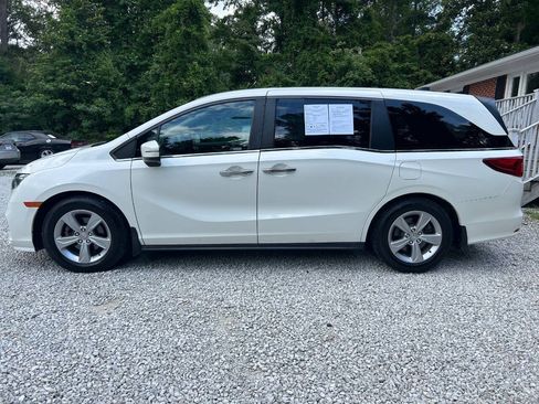 Used 2019 Honda Odyssey EX image 2