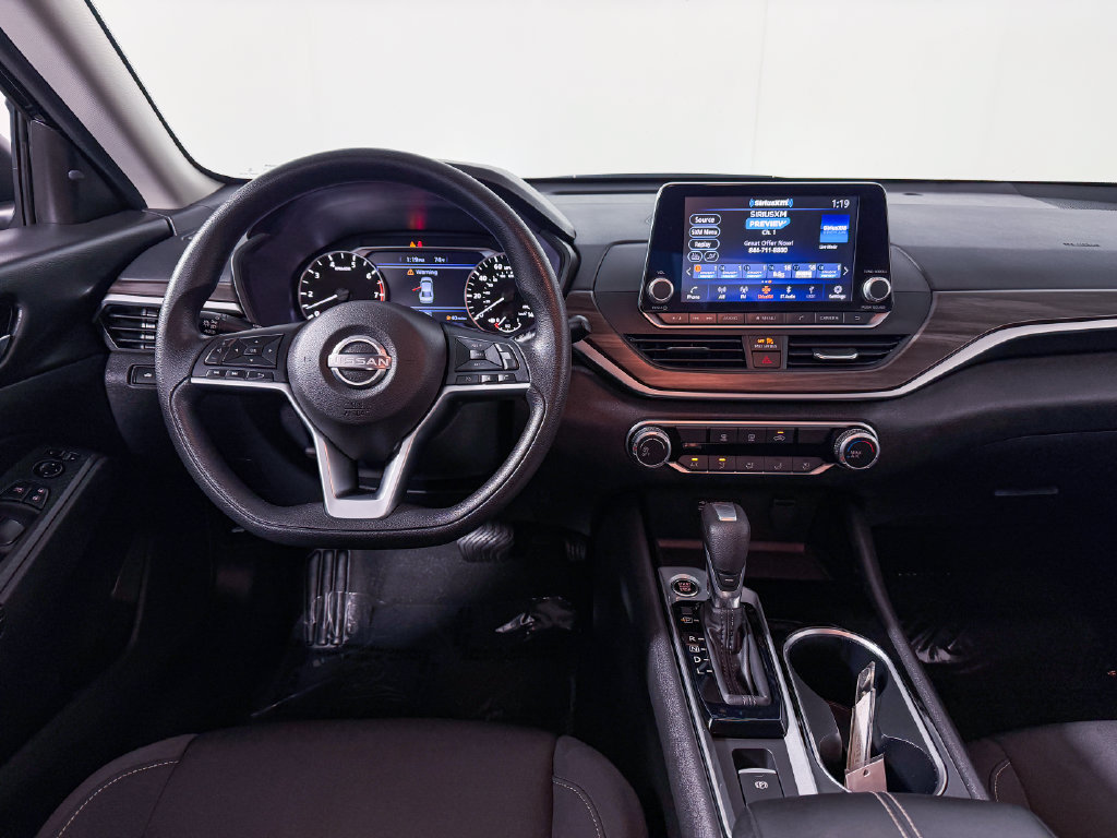Certified 2024 Nissan Altima 2.5 SV AWD/4WD image 17