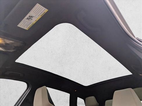 Used 2025 BMW X3 xDrive30i w/ Convenience Package image 16