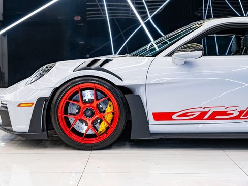 Used 2024 Porsche 911 GT3 RS RWD image 28