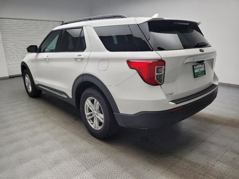 Used 2022 Ford Explorer XLT AWD/4WD image 5