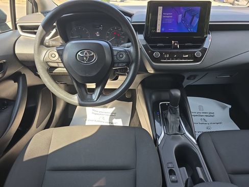 Used 2023 Toyota Corolla LE FWD image 19