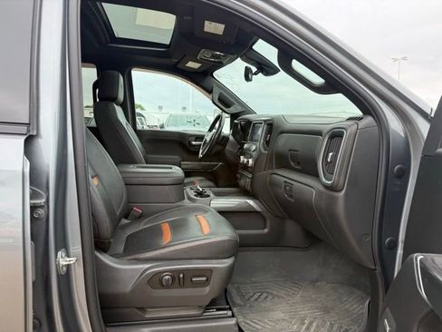 Used 2020 GMC Sierra 1500 AT4 w/ Off-Road Performance Package AWD/4WD image 24