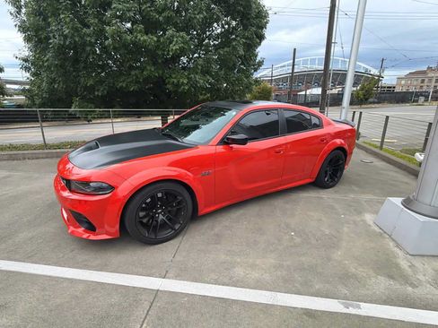 Used 2023 Dodge Charger Scat Pack RWD image 1