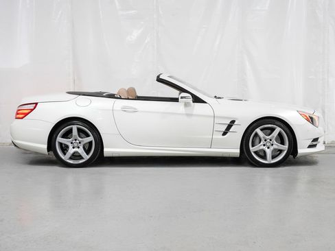 Used 2013 Mercedes-Benz SL 550 image 7