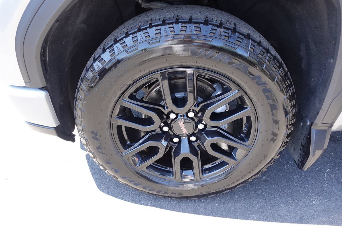 Used 2024 GMC Sierra 1500 Pro w/ Graphite Edition AWD/4WD image 53