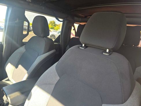 Used 2023 Ford Bronco Big Bend AWD/4WD image 22