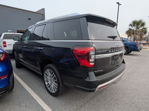 Used 2023 Ford Expedition Platinum image 5