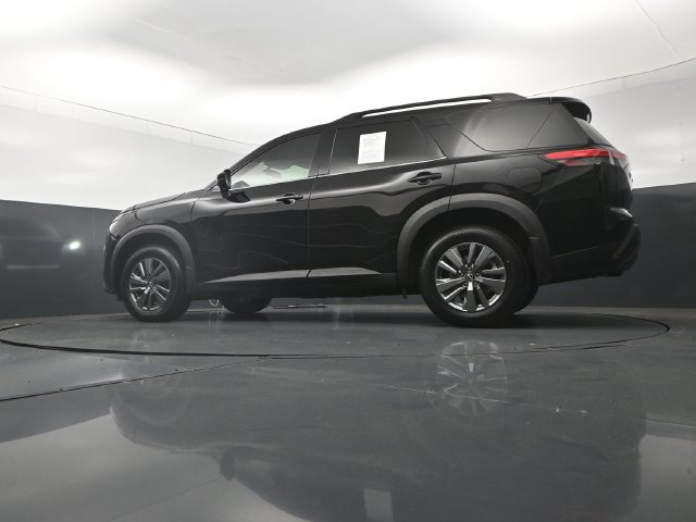Used 2024 Nissan Pathfinder SV FWD image 30