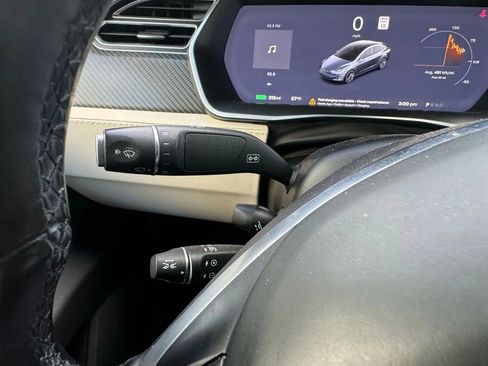 Used 2018 Tesla Model X 100D image 24