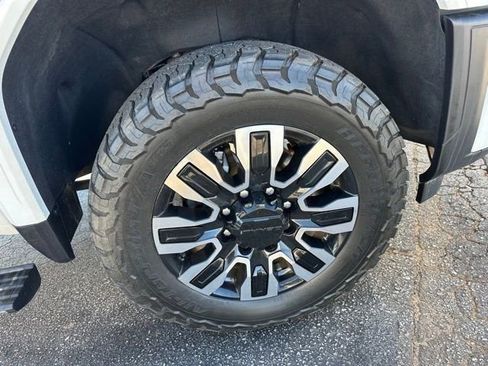 Used 2024 GMC Sierra 3500 Denali Ultimate image 23