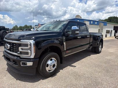 New 2026 Ford F350 Platinum w/ Platinum Plus Package
