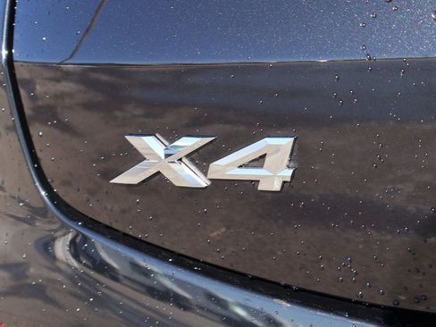 Used 2025 BMW X4 xDrive30i image 8
