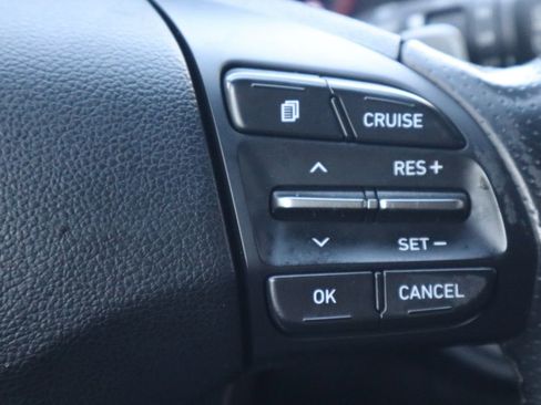 Used 2019 Hyundai Veloster Turbo FWD image 19