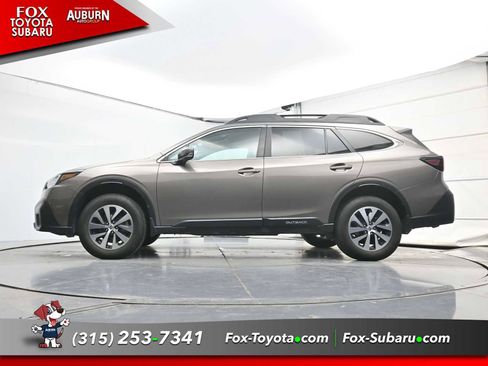 Used 2021 Subaru Outback Premium AWD/4WD image 25