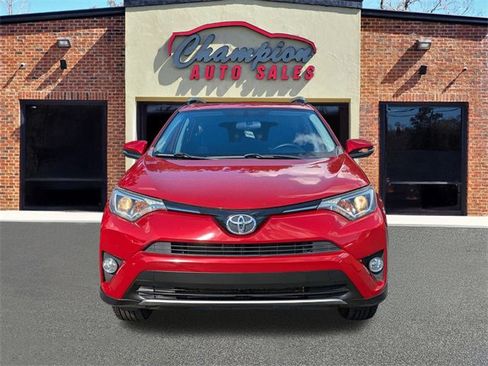 Used 2016 Toyota RAV4 XLE image 5
