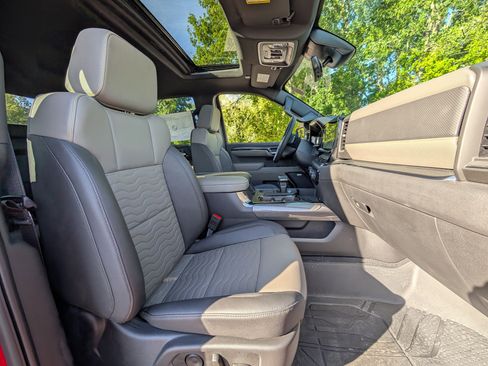 New 2025 Chevrolet Silverado 1500 ZR2 image 33