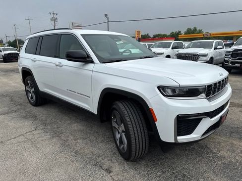 New 2026 Jeep Grand Cherokee L Limited AWD/4WD image 6