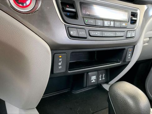 Used 2016 Honda Pilot EX-L image 31