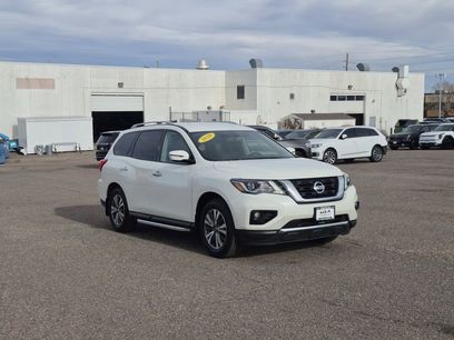 Used 2020 Nissan Pathfinder SV