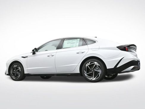 New 2026 Hyundai Sonata SEL FWD image 13