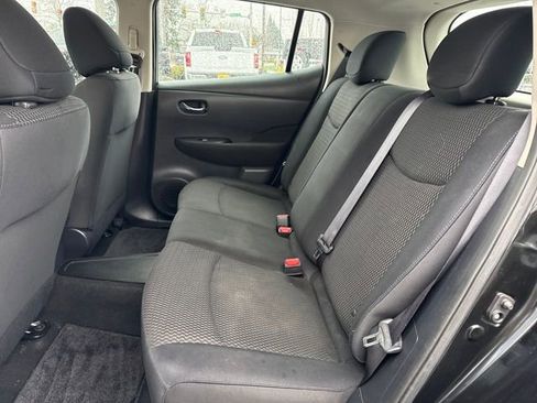 Used 2017 Nissan Leaf S image 13